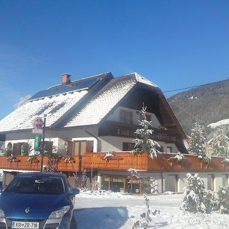 Gostisce Uh- Planica Hotel Rateče Exterior foto