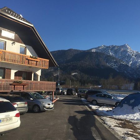 Gostisce Uh- Planica Hotel Rateče Exterior foto