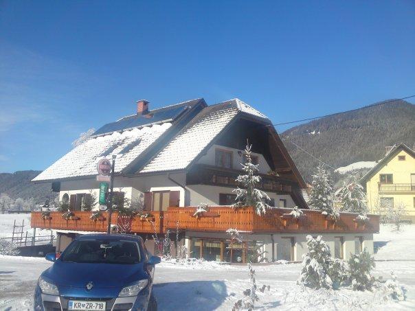 Gostisce Uh- Planica Hotel Rateče Exterior foto